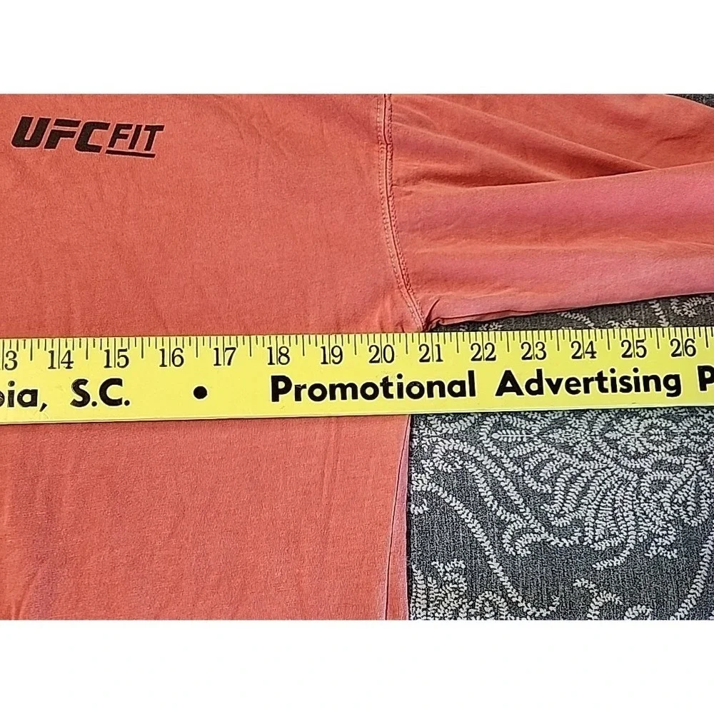 UFC Fit Mens Large Long Sleeve Graphic T-Shirt Red Train Different Cotton LG - Picture 6 of 7